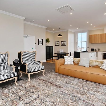 Kaiapoi Luxury Accommodation 2 - Bookahome Exterior foto
